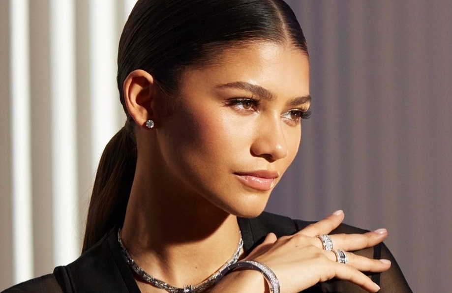 Zendaya refuerza la tendencia de los vestidos transparentes (Foto: Instagram)