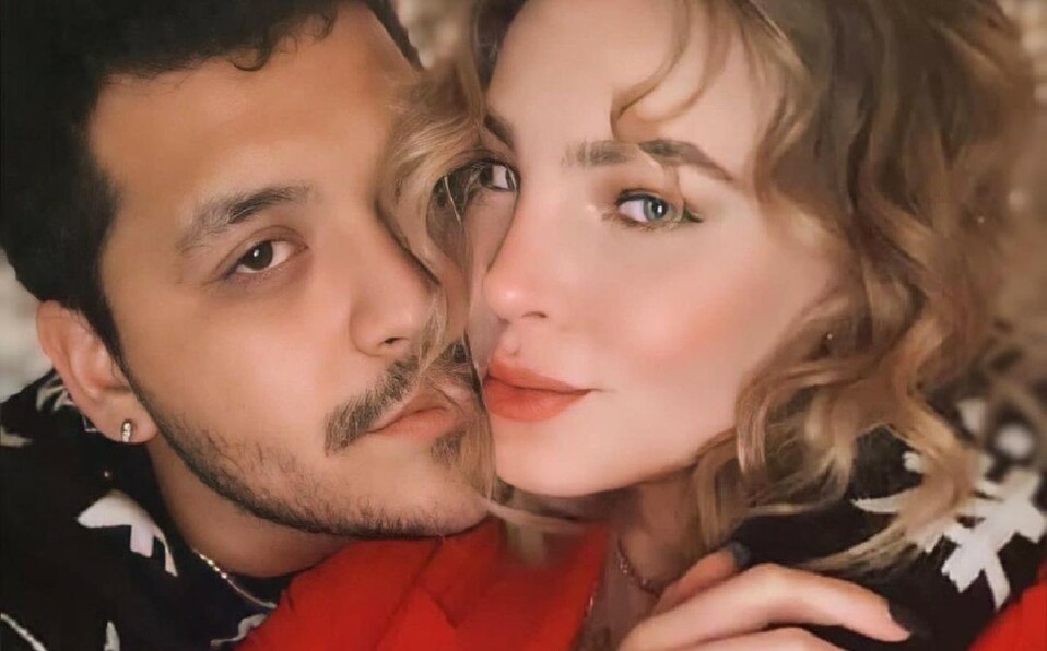 Belinda y Christian Nodal. (Foto: Instagram).