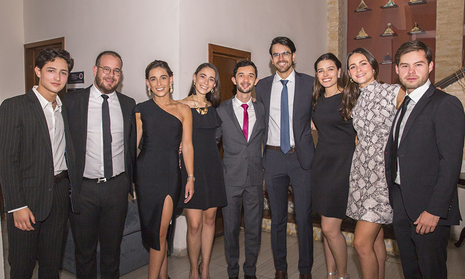 Pedro Sánchez, Santiago Torre, Carmen María Sánchez, Montserrat Sánchez, Javier Ortiz, Gustavo del Castillo, Mari Sol Sánchez, María José Sánchez y Ra