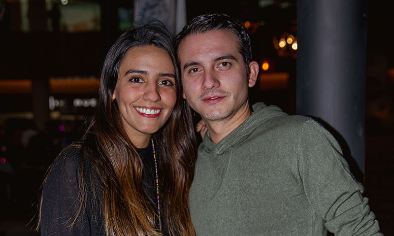 Paola Oyanguren y Álvaro de Alba