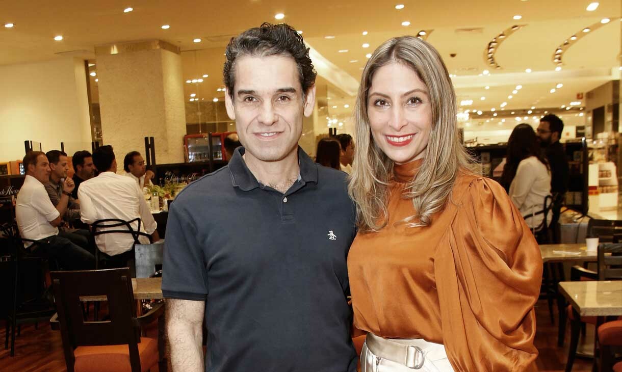 Lauro Martínez y Vanessa Villarreal de Martínez