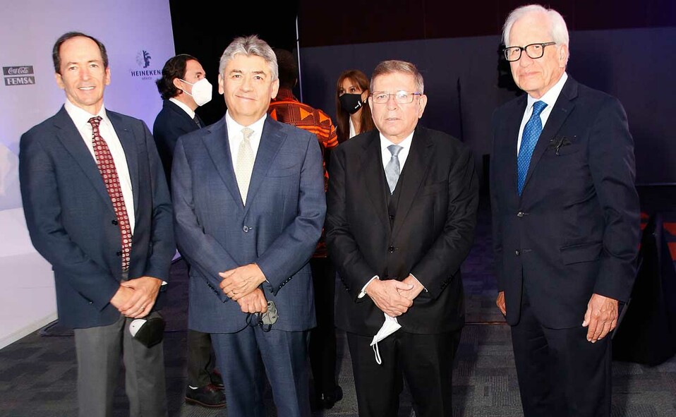 Federico Garza Santos, José Antonio Fernández, Jorge Ignacio Mazón y Alfonso González Migoya / Fotos: Antonio Mireles