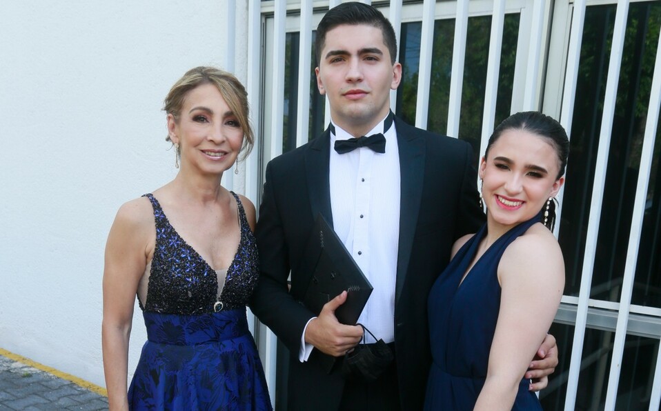 Lourdes Villarreal, Luis Saracho y Vanessa Guajardo. FOTO: OMAR VALDEZ