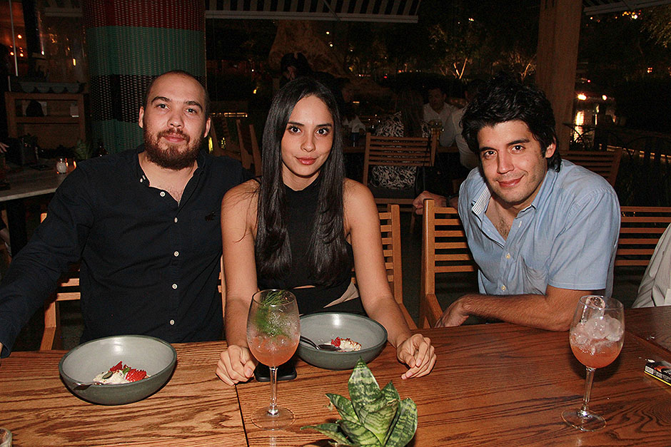 Sebastián Fernández del Valle, Liana López y Jaime Hidalgo.