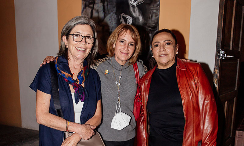 Vicky Rivera, María José Fernández y Miriam