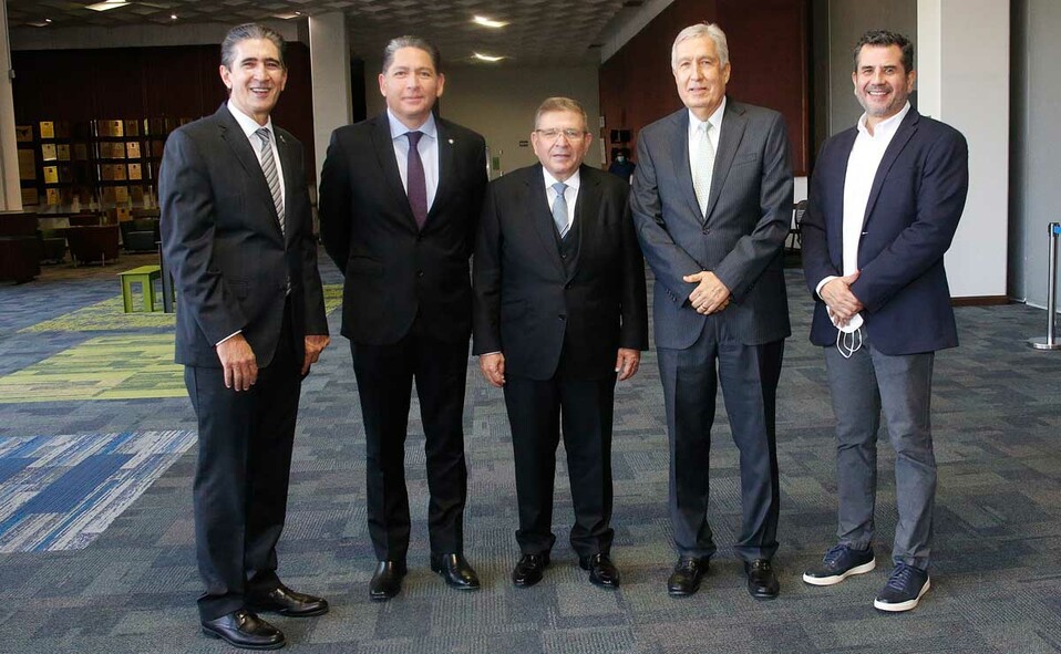 Víctor Gutiérrez, Mateo Arredondo, Jorge Ignacio Mazón, David Noel Ramírez y Andrés Sierra / Fotos: Antonio Mireles