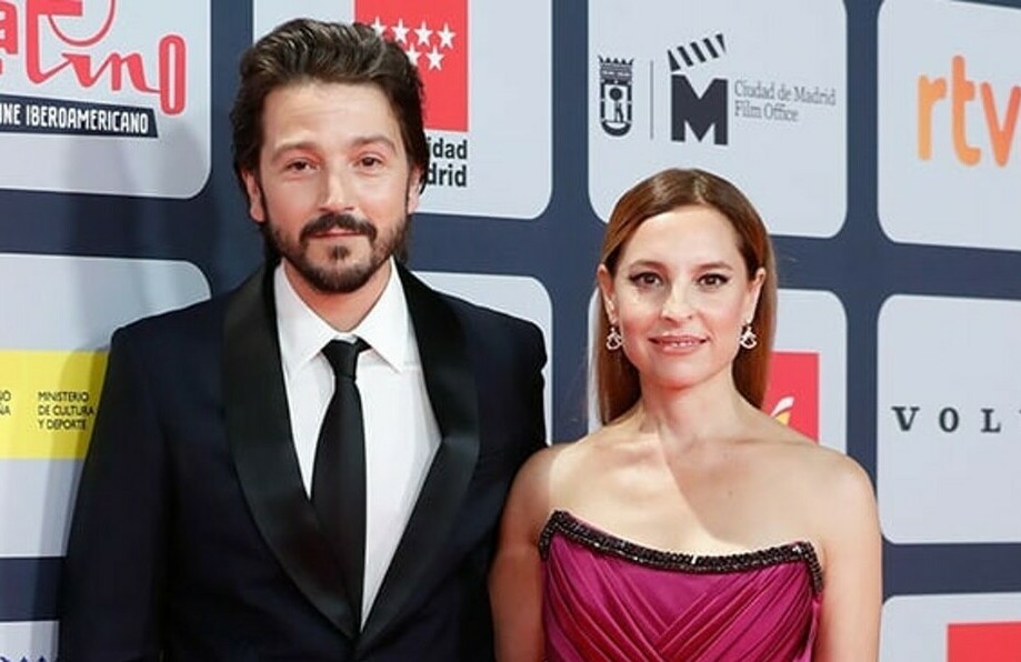 Diego Luna y Marina de Tavira