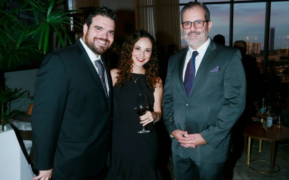 Eduardo Calvillo, Gabriela Calvillo y Gabriel Aliga. FOTO: OMAR VALDEZ