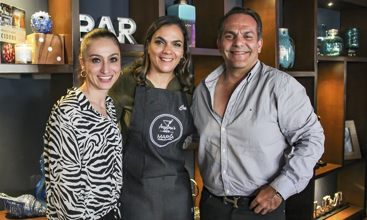 Yana Ashane, Cristina del Arenal y José Bulos