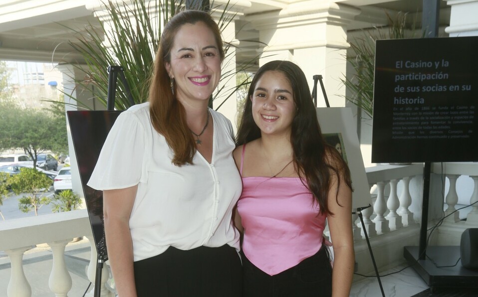 Alejandra Alanís y Emma Saldívar / Foto: Omar Valdez