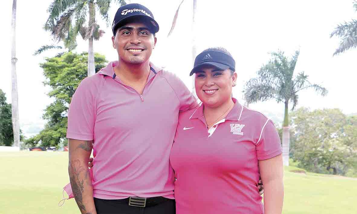 Álvaro Obando y Leslie Cruz / Dennis Hernández