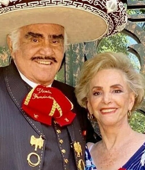 Vicente Fernández y su esposa, Cuquita Abarca (Foto: Instagram).