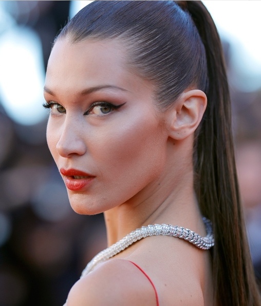 Bella Hadid es la reina de la red carpet y estos looks lo demuestran