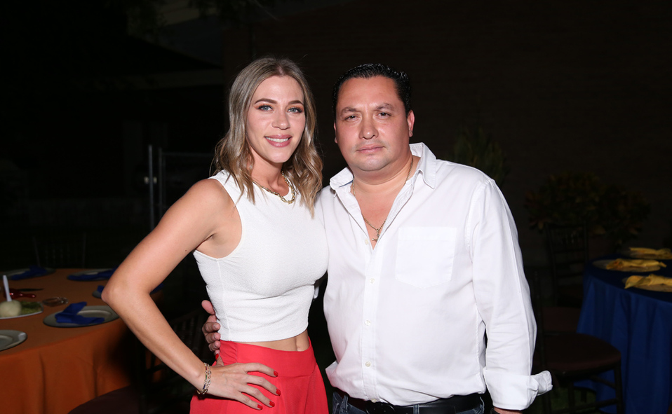 Elena y Carlos