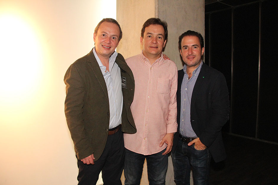 Álvaro, Francisco y Roberto Oñate
