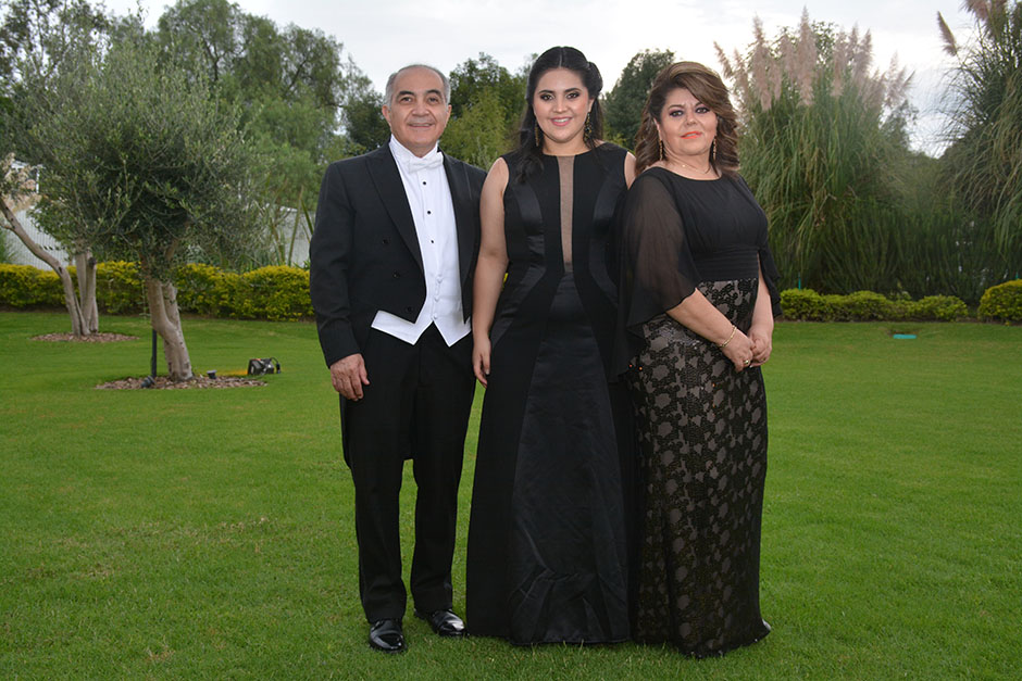 Familia del novio.  Jaime Jasso, Laura Jasso y Laura Constantino