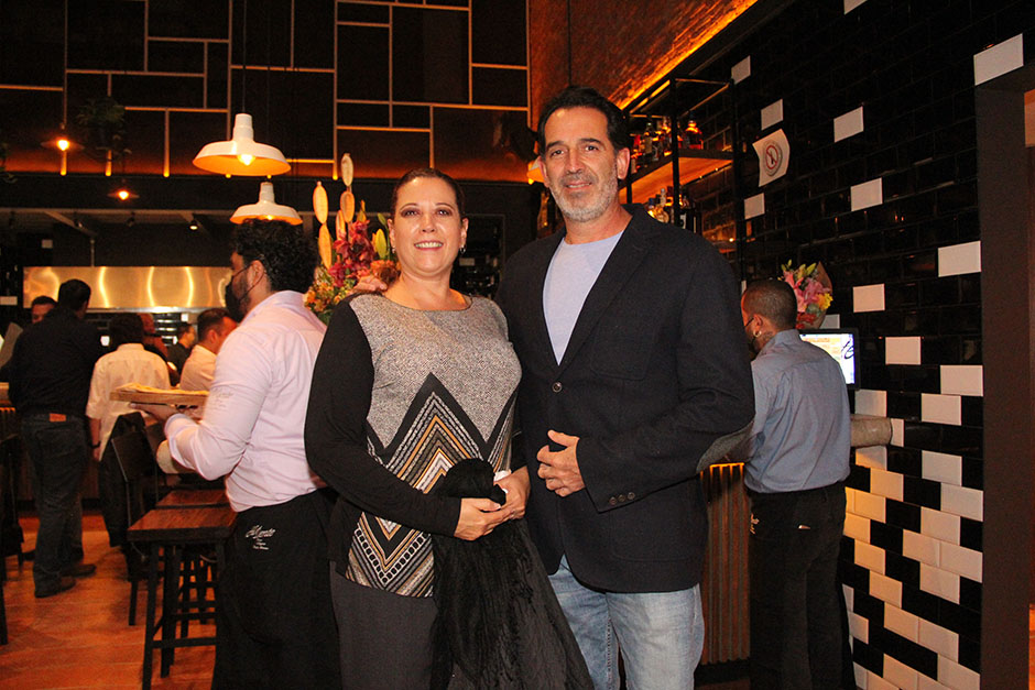 Gloria y Alejandro Parra.