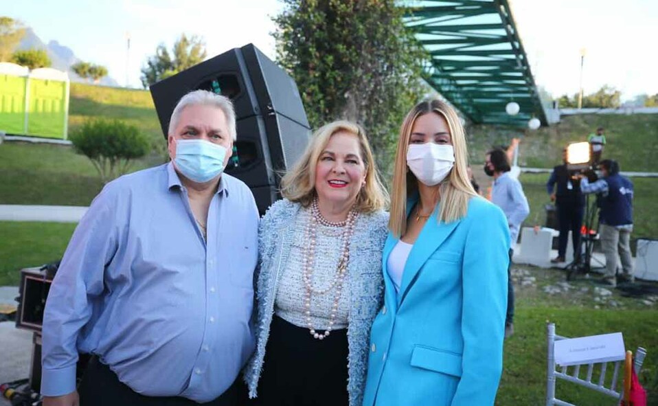 Carlos Bremer, Liliana Melo de Sada y Mariana Rodríguez / Fotos: Cortesía