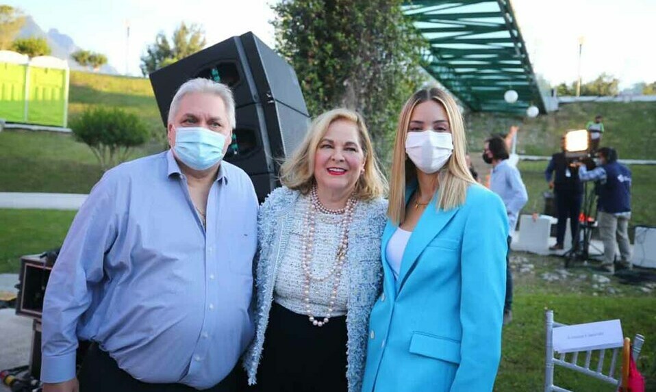 Carlos Bremer, Liliana Melo de Sada y Mariana Rodríguez / Fotos: Cortesía