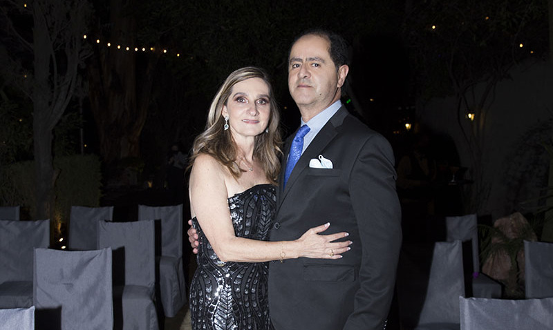 Martha Elena De la Cruz de Bello y Gilberto Arturo Bello