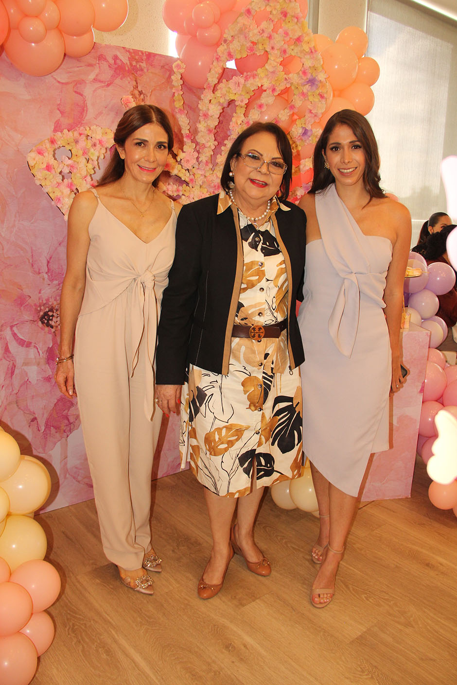 Lupita Godínez, Chata Martínez y Marcela Linares