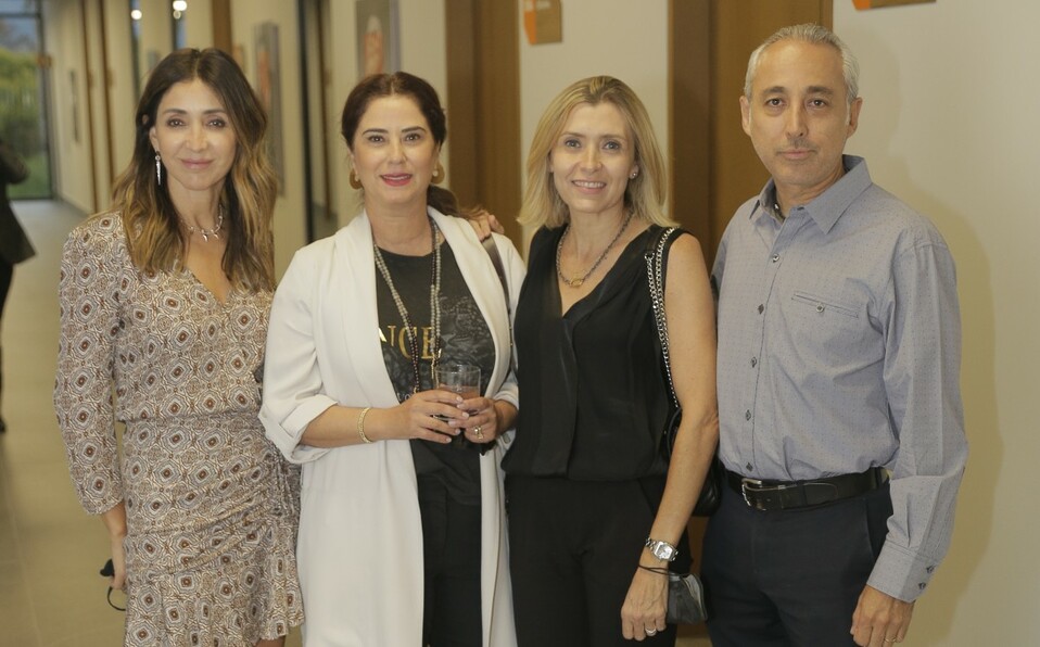 María Medellín, Gabriela Villarreal, Tere de Espinosa y  Armando Espinosa / Foto: Daniel Saldívar