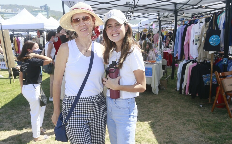 Maricela Salazar y Regina Romero. FOTO: OMAR VALDEZ