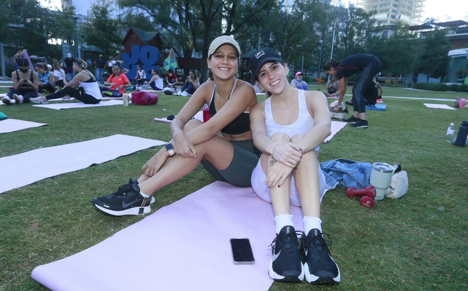 Ana Cristina Pámanes y Keyla Enríquez. FOTO: OMAR VALDEZ