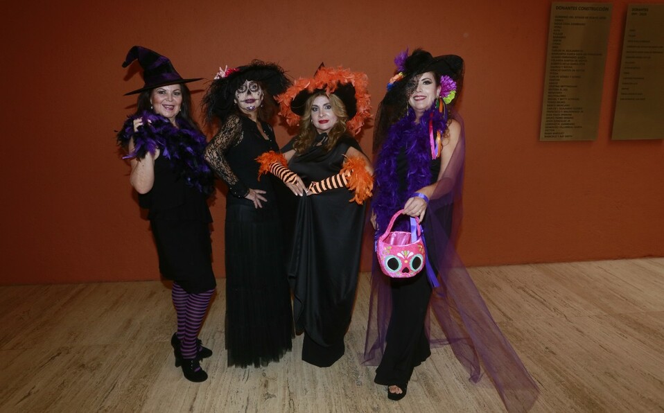 Marisela Guzmán, Martha Morales de García, Claudia Chávez de García y Mirthala Hauger / Foto: Omar Valdez