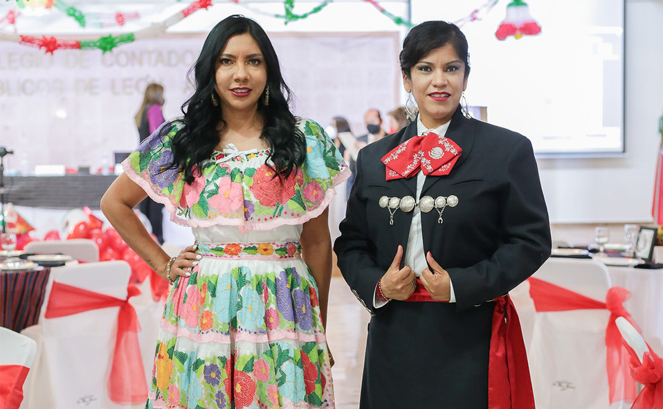 Rosy Rendón y Lucy Macías. Foto: Aarón Solís