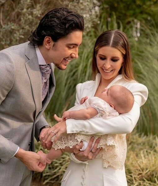 Alejandro Fernández y su esposa Alexia Hernández revelan el sexo de su bebé. (Foto: Instagram).