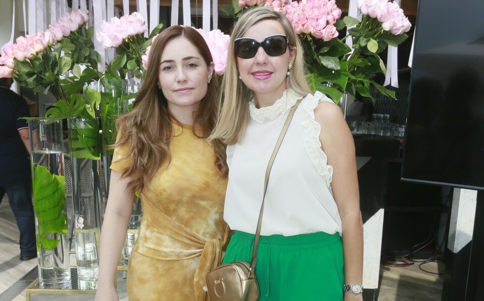 Deborah Pierce y Minerva Reséndez. FOTO: OMAR VALDEZ