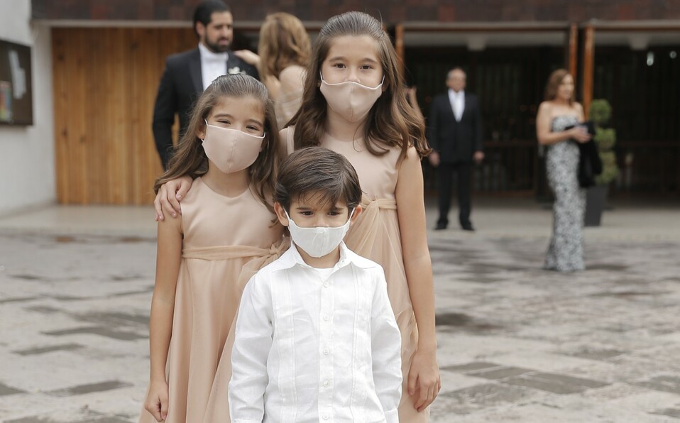Alana Meraz Muñoz, Marian Meraz Muñoz y Rafael Meraz Muñoz. FOTO: DANIEL SALDÍVAR