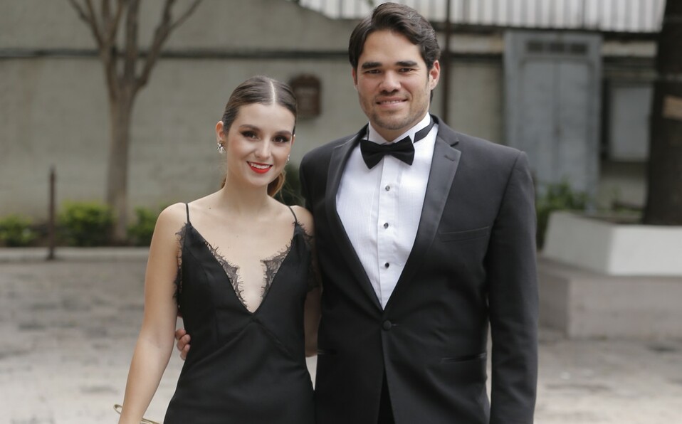 Carolina Barba y Adrián Hernández. FOTO: DANIEL SALDÍVAR