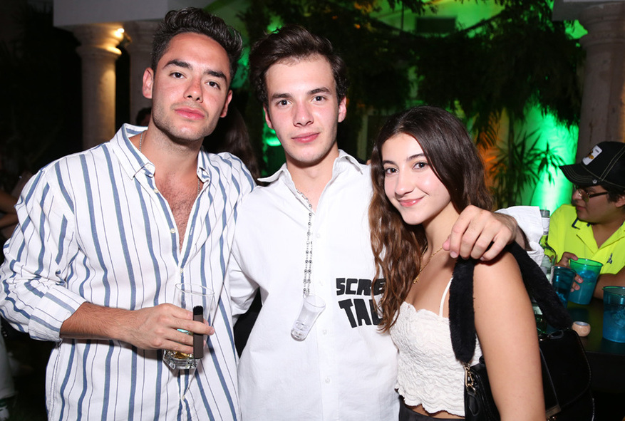 Emi, Diego y María