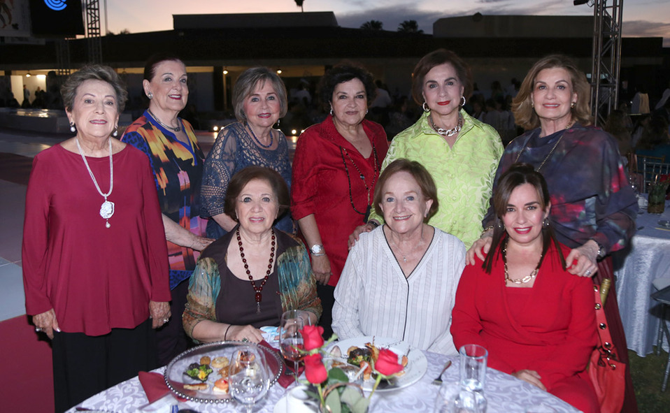 Marisa, Rosy, Maru, Bertha, Licha, Nuri, Neda, Rosy y Maribel