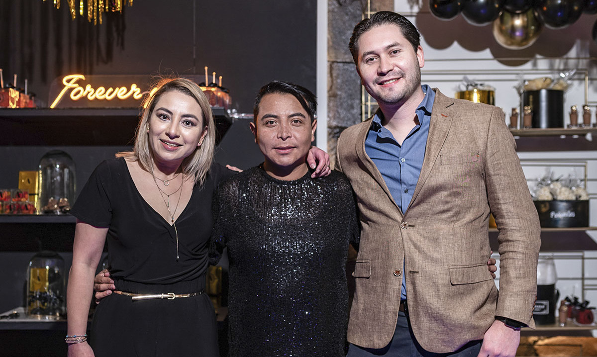Evelyn Paz, Ángel Arbeu y Cristóbal Sanchéz