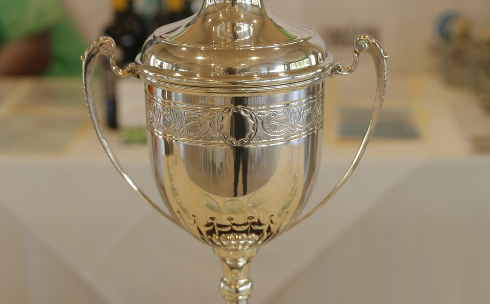 Trofeo para los primeros lugares / Foto: Daniel Saldívar