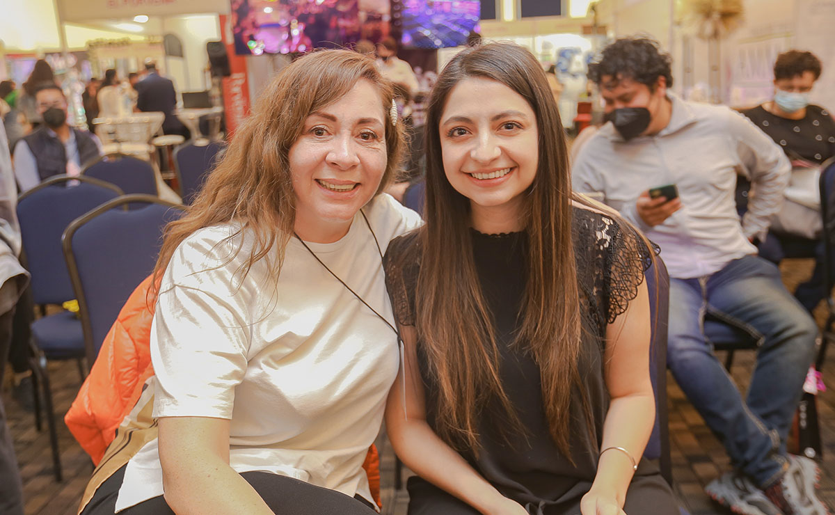 ELIZABETH VELÁZQUEZ Y DIANA VELÁZQUEZ
