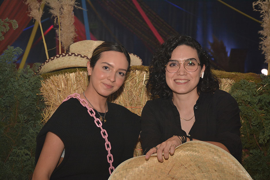 Danielle Corella y Marifer Félix