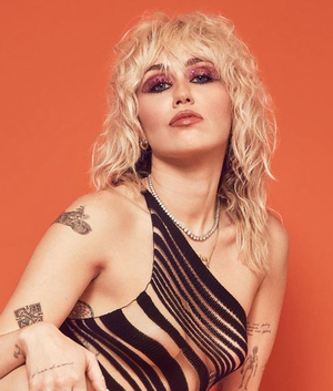 Miley Cyrus está más fuerte que nunca en su carrera con sus looks y la promesa de un próximo disco (Foto: Instagram)