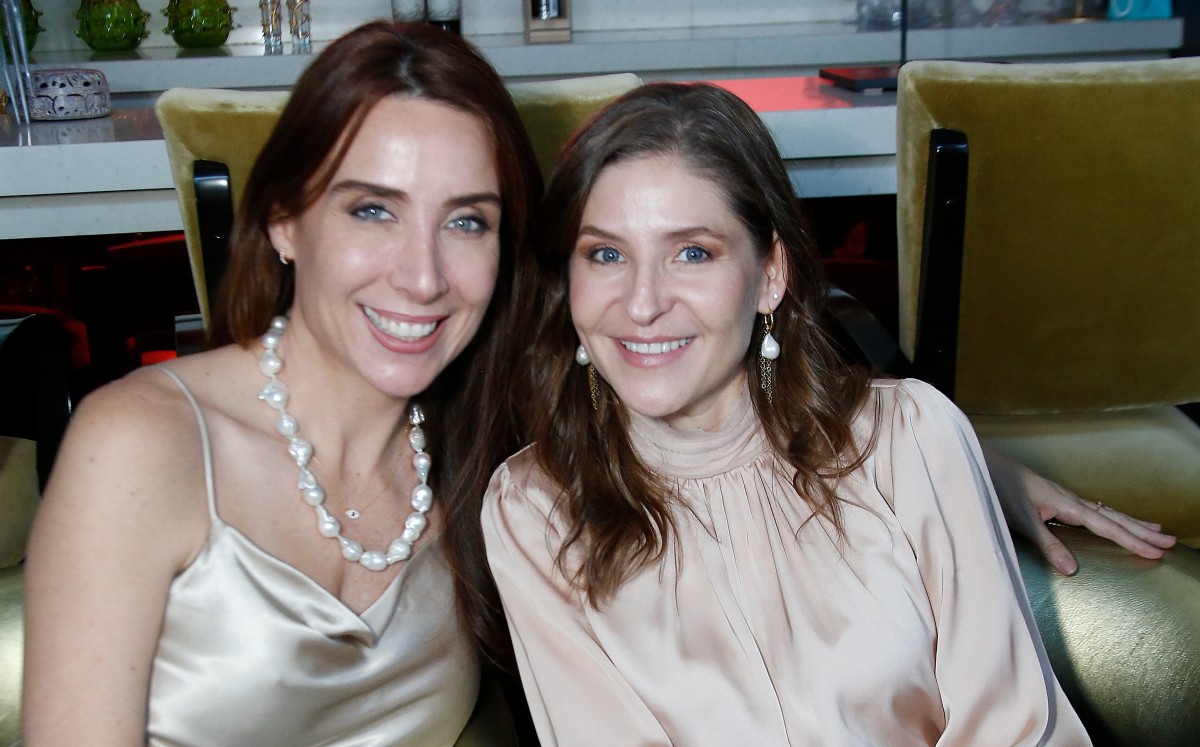 Roberta Levy de Quiroz y Ericka Lankenau de Ortiz.
