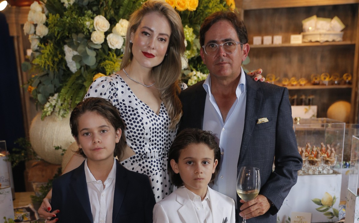 Astrid Valdés de de la Peña, Ricardo de la Peña, Rocco de la Peña y Bruno de la Peña. FOTO: DANIEL SALDÍVAR