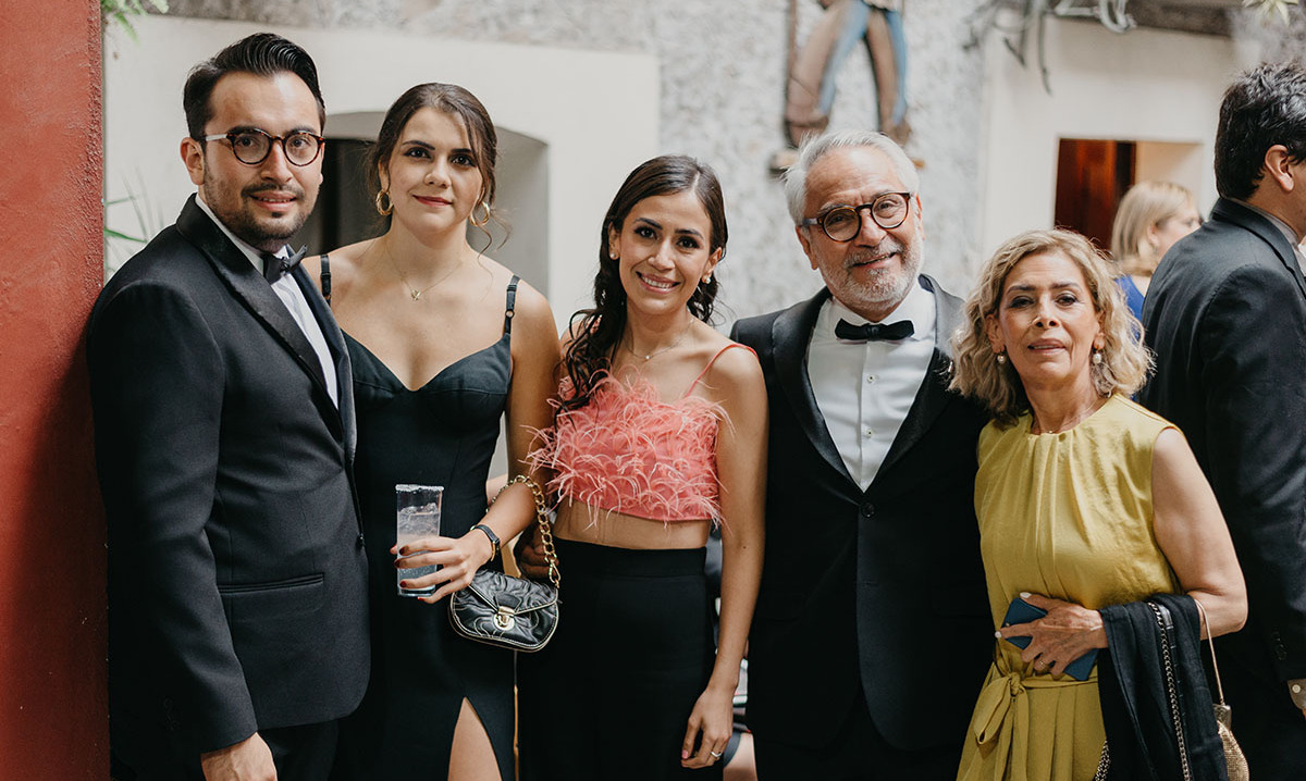 José Juan Muñoz, Constanza Jonch, María Fernanda Muñoz, Juan Muñoz y Mayte Chávez