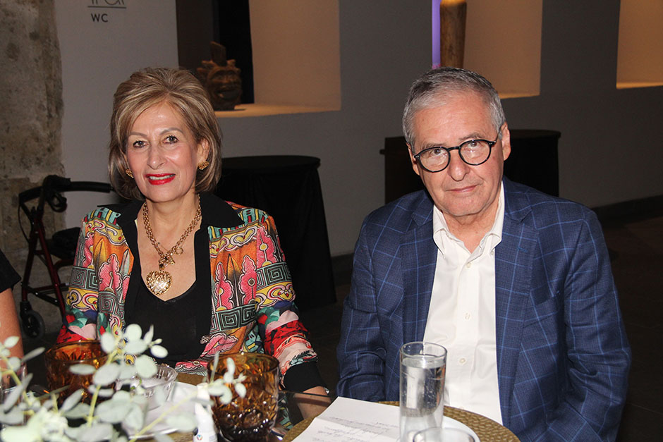 Lupita Gallo y Enrique Ibarra.