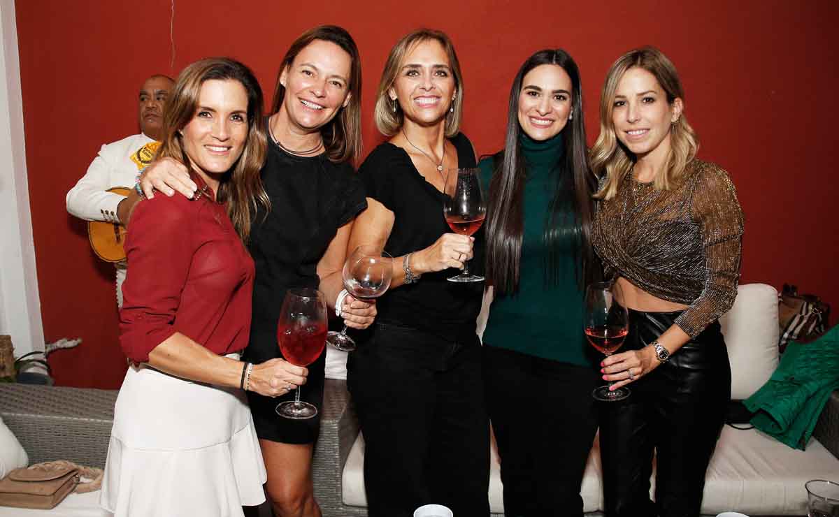 Marimar Pando, Maria Fernanda Vergara, Itzamara Allande de Gonzalez, Yamal Tomalian y Jessica Rodríguez de Gonzalez / Fotos: Antonio Mireles