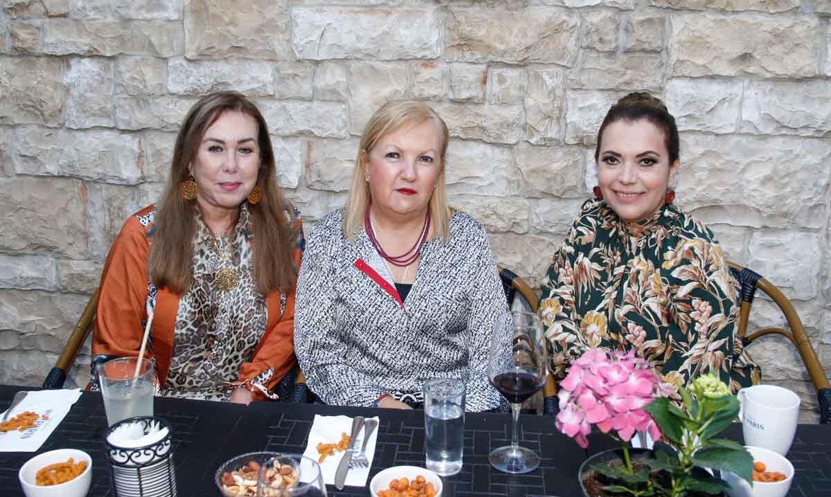 Nancy Montemayor, Delia Salinas y Mirthala Hauger / Fotos: Antonio Mireles