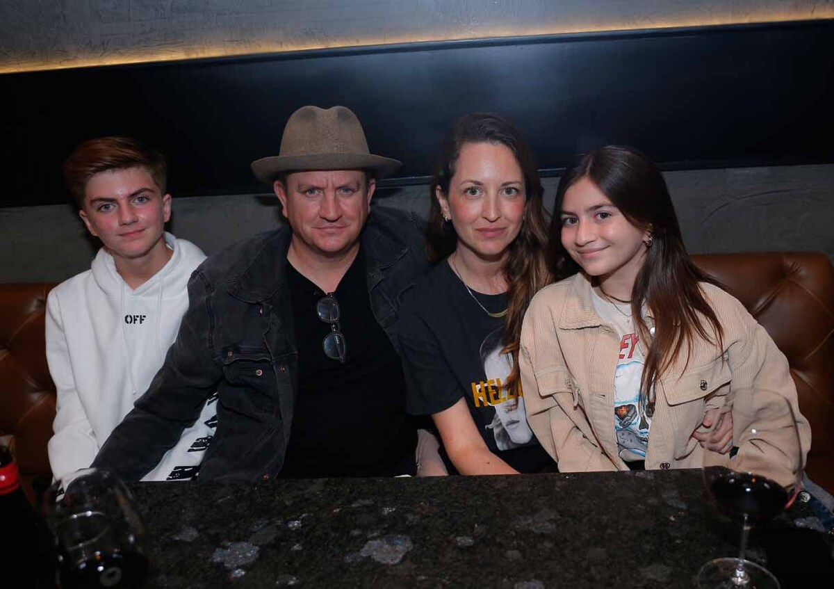 Rudy Joffroy, Marcela Valadez de Joffroy, Amelie Joffroy y Rudy Joffroy