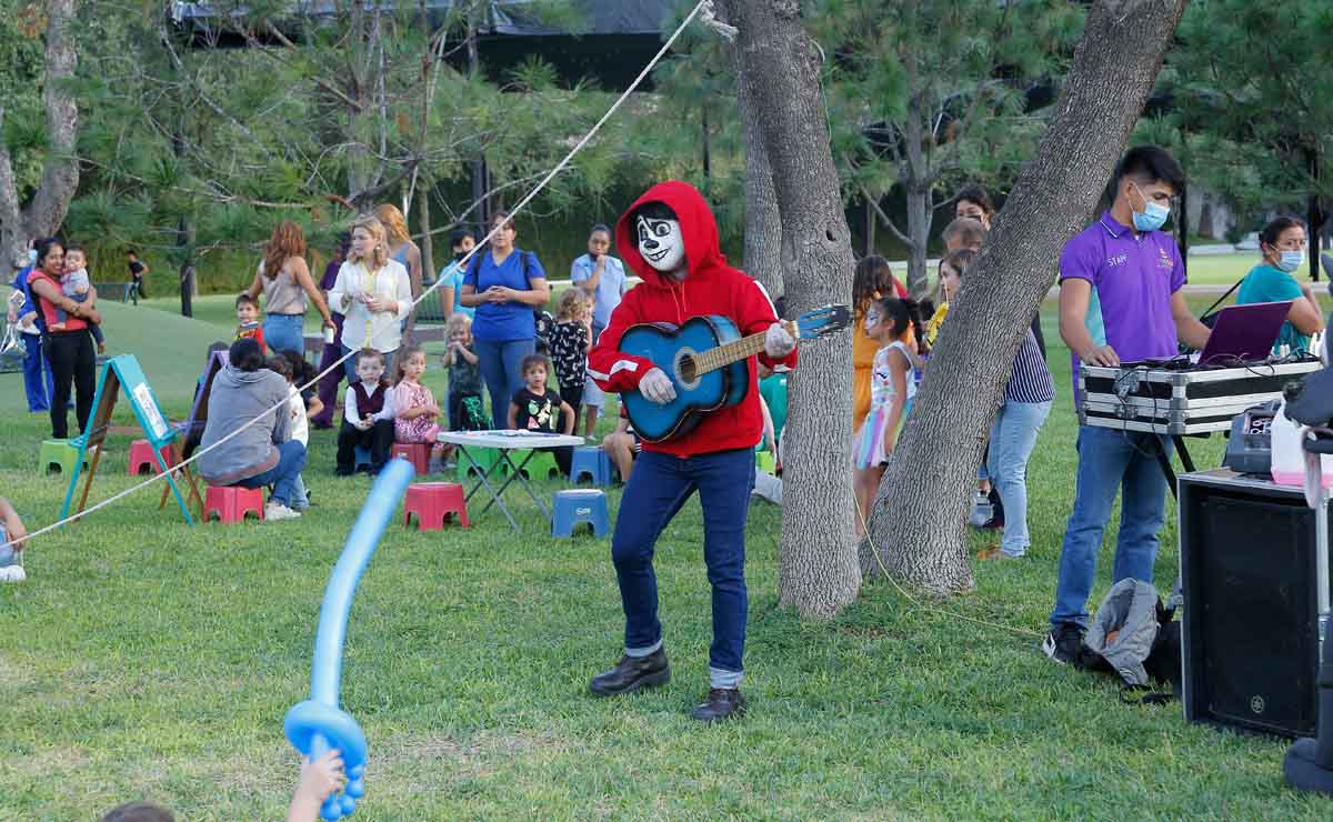 Show con temática de la película de Coco/ Fotos: Daniel Saldívar