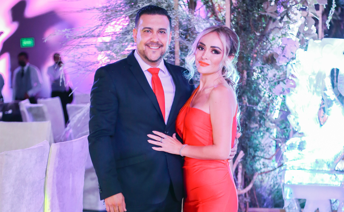 Carlos Iñiguez y Alejandra García. Foto: Aarón Solís